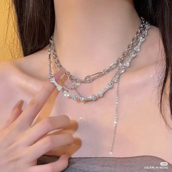 dog bine silver and diamond chain set