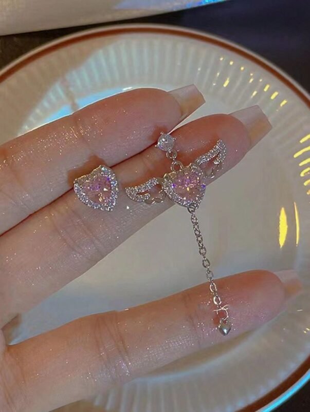 pink heart pendant